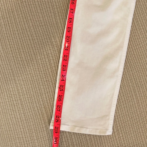 White House Black Market High-Rise White Straight Jeans - 8L - Picture 9 of 10